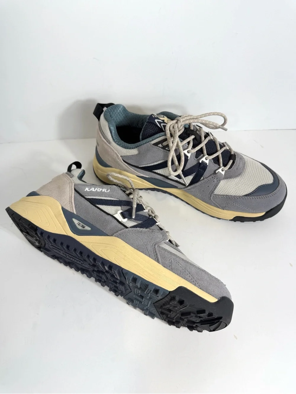 Karhu Fusion XC Unisex Outdoor Trail Sneakers | Gray Blue | US 8 / EU 41.5